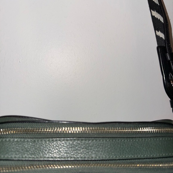 Coach crossbody - Picture 4 of 5